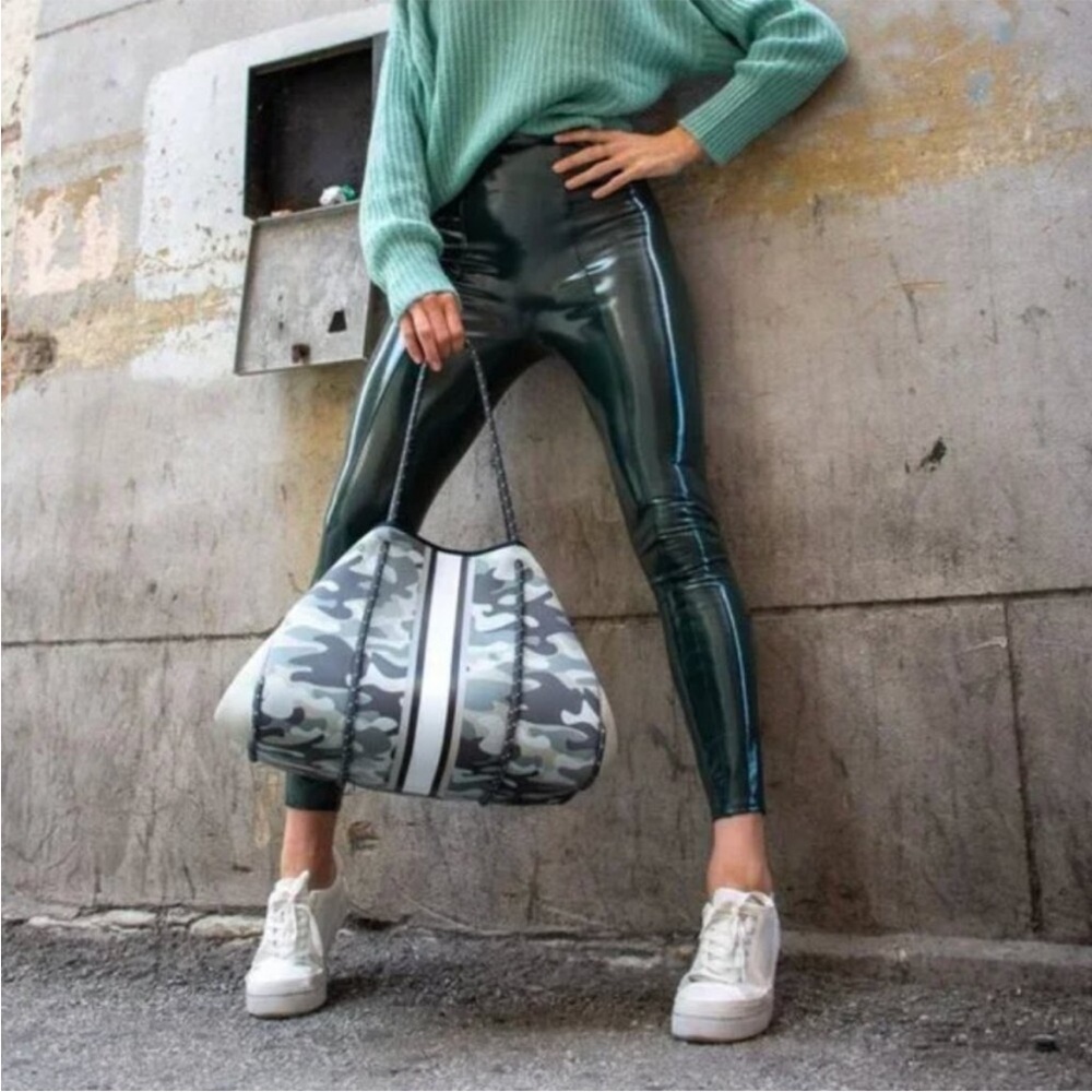 Spanx Faux Patent Leather Deep Green Leggings Pants Chic NEW